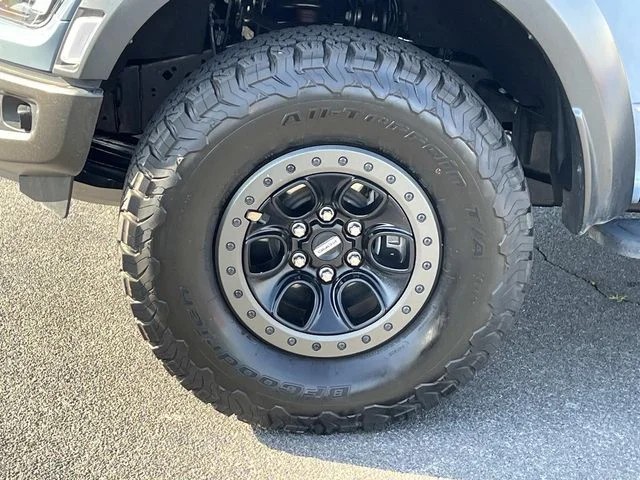 2023 Ford F-150 Raptor photo 11