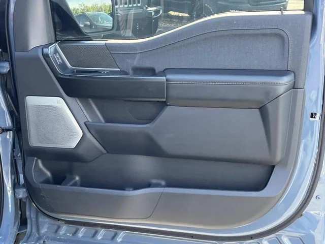 2023 Ford F-150 Raptor photo 20