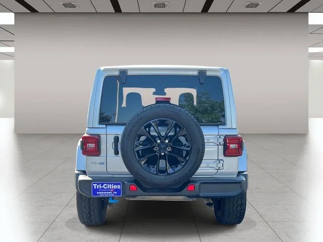 2024 Jeep Wrangler Sahara 4xe photo 4