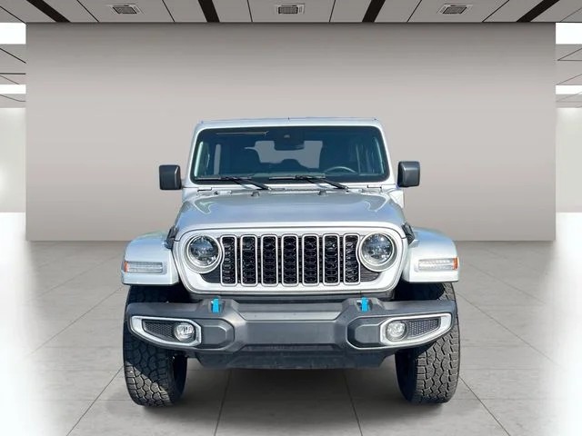 2024 Jeep Wrangler Sahara 4xe photo 9