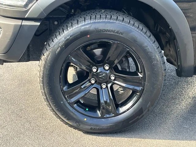 2024 Ram 1500 Classic Warlock photo 11