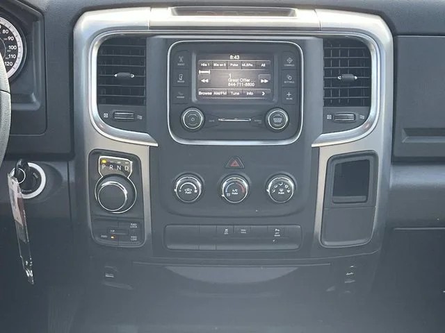2024 Ram 1500 Classic Warlock photo 15