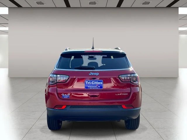 2025 Jeep Compass Limited photo 4