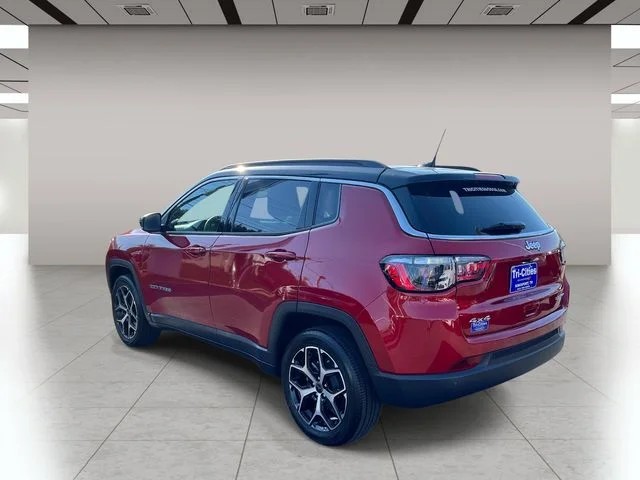 2025 Jeep Compass Limited photo 6
