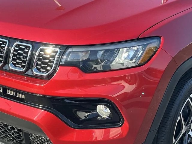 2025 Jeep Compass Limited photo 10