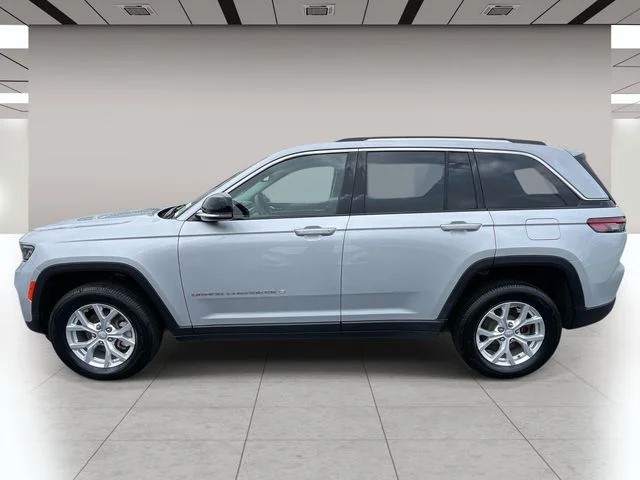 2023 Jeep Grand Cherokee Limited photo 7