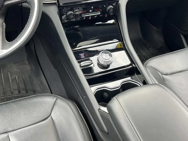 2023 Jeep Grand Cherokee Limited photo 14