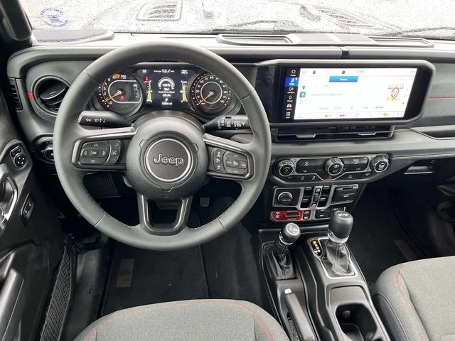 2025 Jeep Wrangler Rubicon photo 12