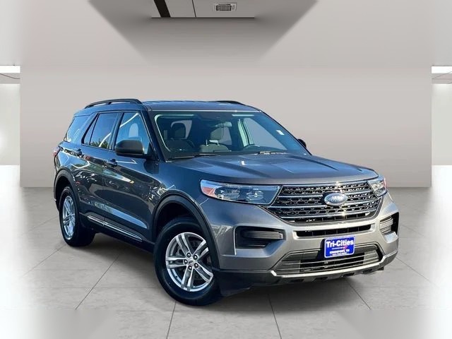 2022 Ford Explorer XLT photo 1