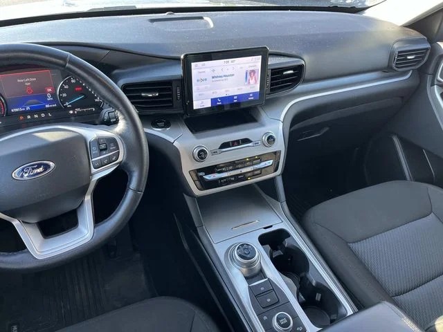 2022 Ford Explorer XLT photo 13