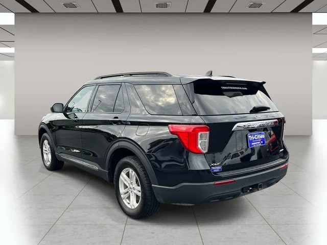 2023 Ford Explorer XLT photo 6