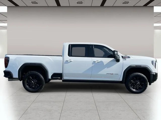 2025 GMC Sierra 3500HD AT4 photo 2