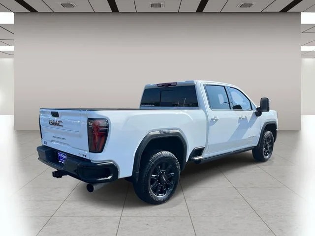 2025 GMC Sierra 3500HD AT4 photo 3