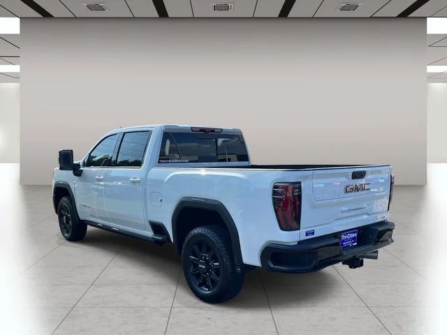 2025 GMC Sierra 3500HD AT4 photo 7
