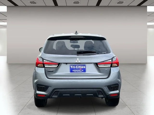 2025 Mitsubishi Outlander Sport S photo 4