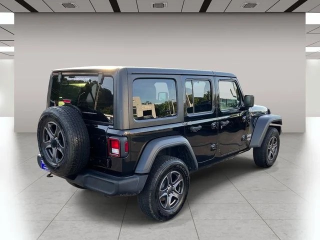 2018 Jeep Wrangler Unlimited Sport S photo 3