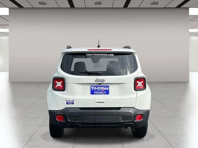 2023 Jeep Renegade Latitude photo 4