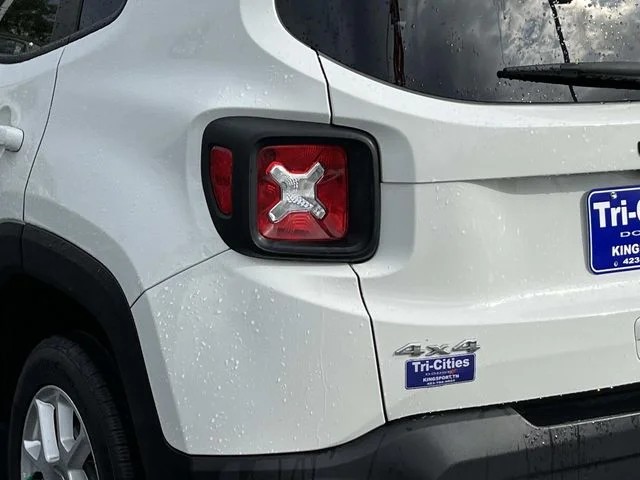 2023 Jeep Renegade Latitude photo 5