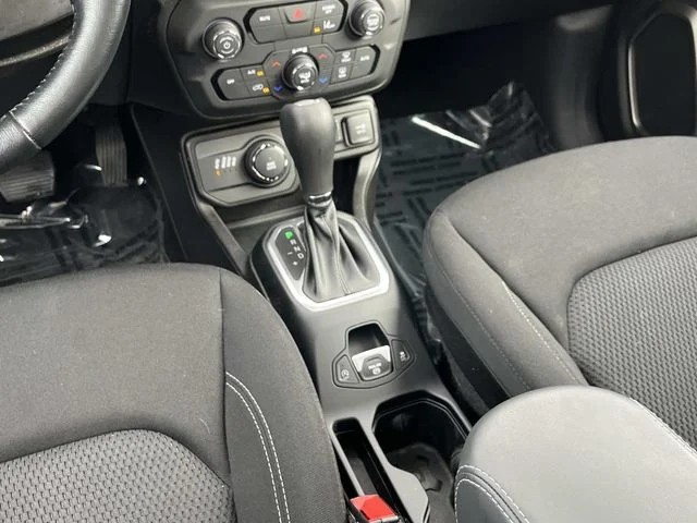 2023 Jeep Renegade Latitude photo 14
