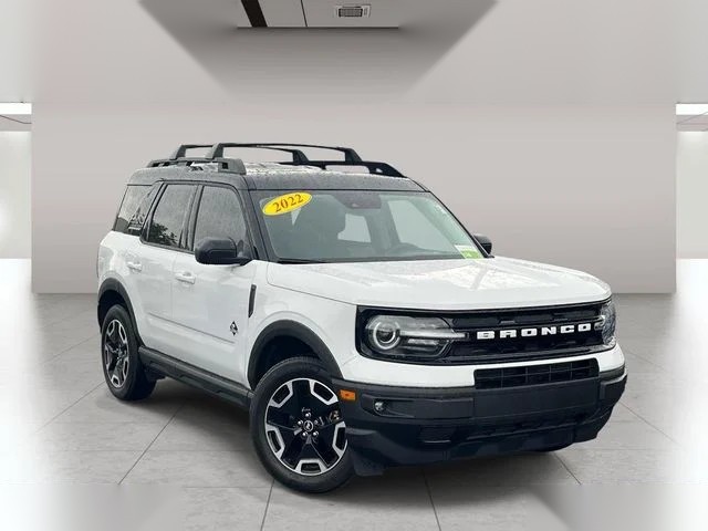 2022 Ford Bronco Sport Outer Banks photo 1