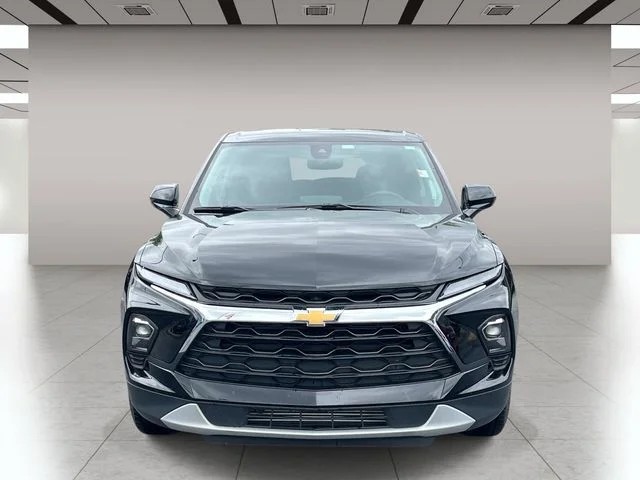 2025 Chevrolet Blazer LT photo 9