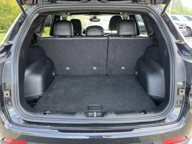2025 Jeep Compass Latitude photo 17