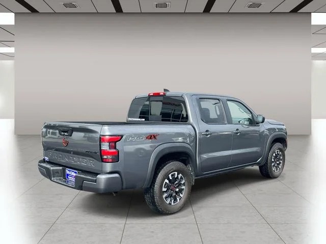 2024 Nissan Frontier PRO-4X photo 3
