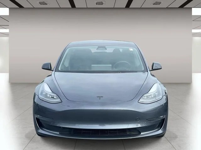 2023 Tesla Model 3 Long Range photo 9