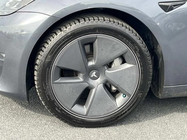 2023 Tesla Model 3 Long Range photo 11