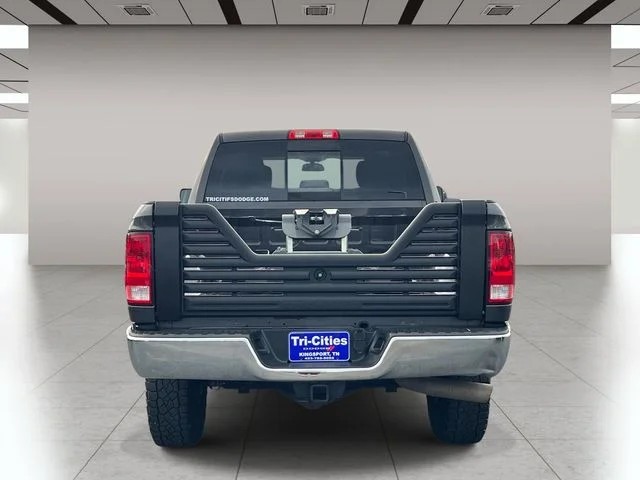 2018 Ram 2500 SLT photo 4