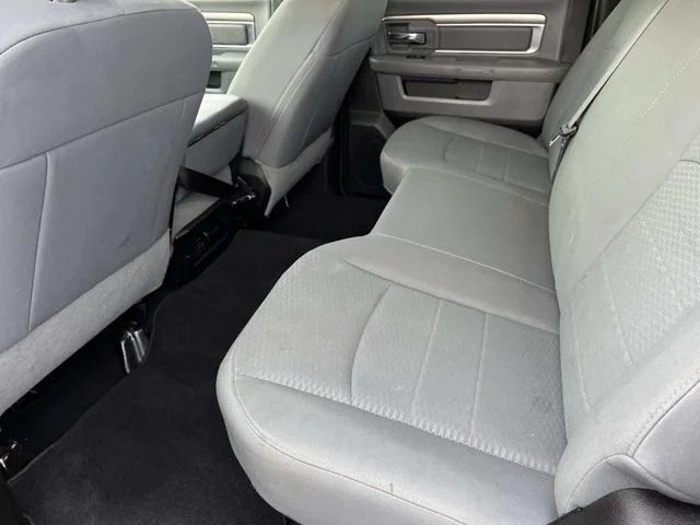2018 Ram 2500 SLT photo 17