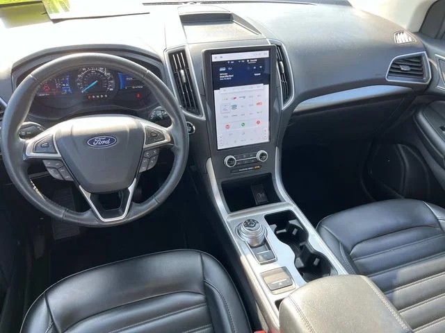 2024 Ford Edge SEL photo 13