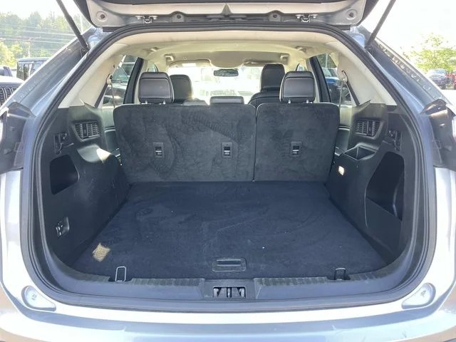 2024 Ford Edge SEL photo 18