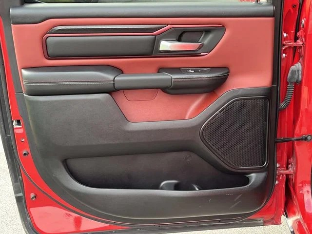 2025 Ram 1500 Rebel photo 17