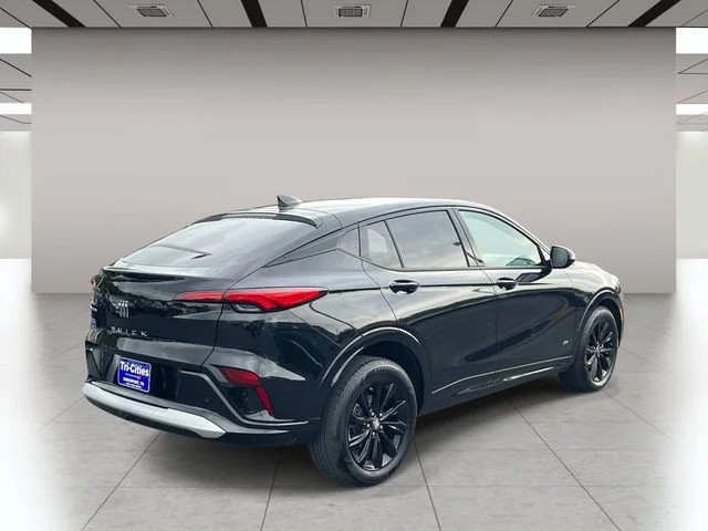 2025 Buick Envista Sport Touring photo 3