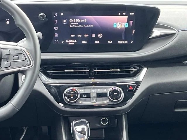 2025 Buick Envista Sport Touring photo 15