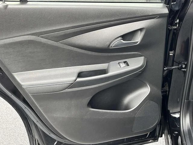 2025 Buick Envista Sport Touring photo 16