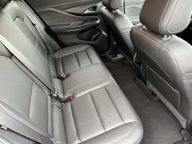 2025 Buick Envista Sport Touring photo 20
